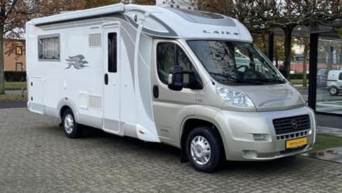 Laika – Very nice luxury Laika Hymer Camper
