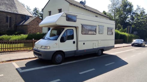Geräumiges Wohnmobil für 6 Personen   