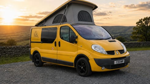 Renault-Campingbus mit 4 Schlafplätzen ab Baujahr 2017