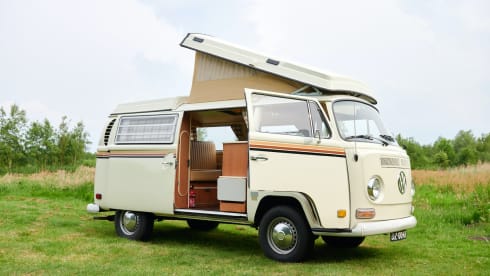 Bus Ibiza – Volkswagen T2a, 1971