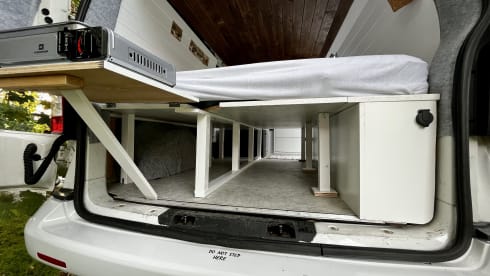 Bulli Ruby – Volkswagen T5 (2012) for 2 people
