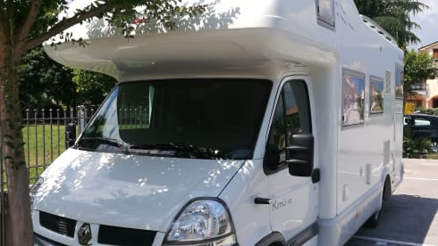 Mobile overcab