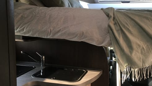 Rent a Mobi – 5p Benimar semi-integrated from 2022