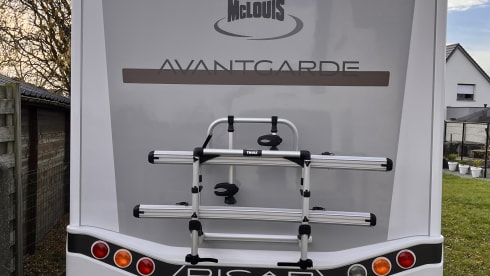 Stefanjavb001 – 5p Ford semi-integrated uit 2025