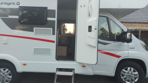 AUTOMATIC - Sunlight A60 - Fiat Ducato - Alcove - 2022