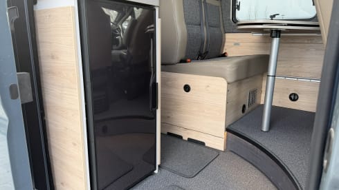 Dethleffs 600 Buscamper - 2023 - Automaat - 2 personen