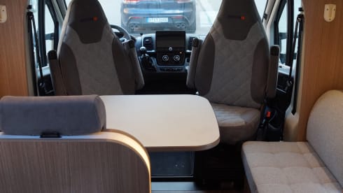 Carado Berlin 2023 - Pratique et comme neuf