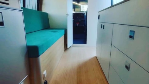 Mercedes-Benz Off Grid campervan 2019