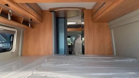 2p Pössl bus uit 2024