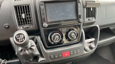 5 person Adria matrix 680 SP half integral camper