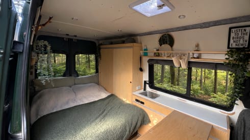 Ome Jan  – 2p Mercedes-Benz bus from 2011