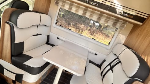 6 berth Roller Team alcove from 2024