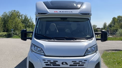2p Adria Mobil semi-integrated from 2025