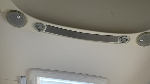 Journey cruiser – 5 berth ace adventurer from 2009 (7.5t - C1 license required)