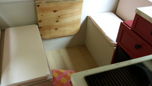 The yellow van💛 – Ford Transit — 2-3 persoons camper (zelfbouw 2026)