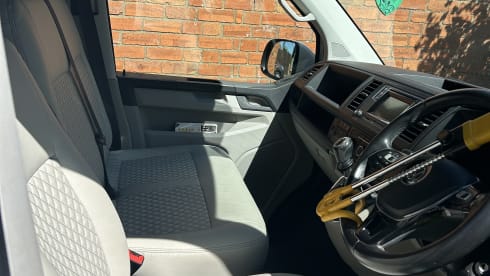 4 berth Volkswagen Day Van 2018