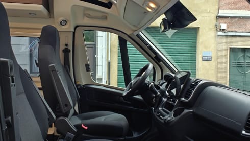 Camper Foelie – Bus Westfalia 2p à partir de 2025