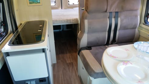 Chausson1, 2 sleeping- 4 seats.