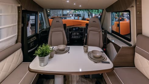 5p McLouis integrated uit 2024