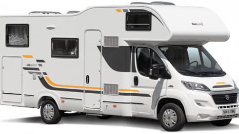 Very spacious 6-person Adria Sun Living