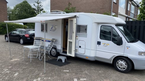 Bürstner T604 – Spacious camper with powerful engine