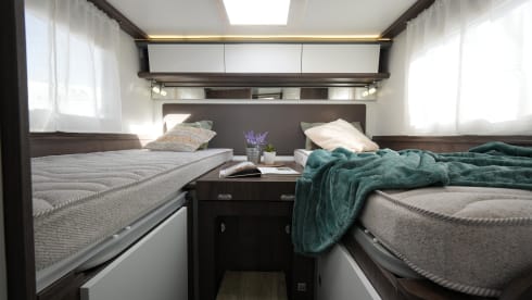 3. Ford Benimar Cocoon 463 for 4 persons (model 2022)