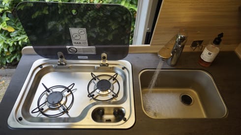 Comfortable Knaus Camper – For a carefree and comfortable road trip!