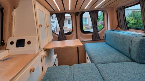 Freddy the Campervan – Freddy the Campervan – Cosy Quirky Van for Two Near Glasgow
