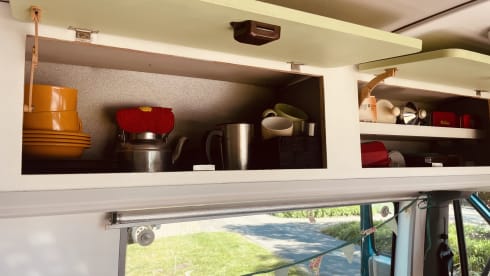 Betsie – 2p Renault campervan uit 2002