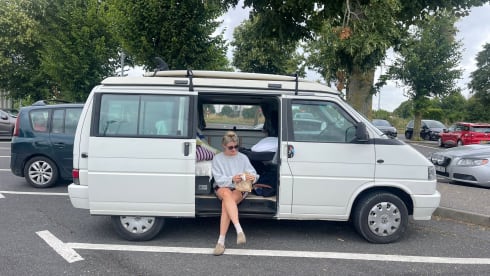 4p Volkswagen campervan uit 1995