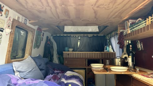Tristan de Transit – 2p Ford campervan uit 2011