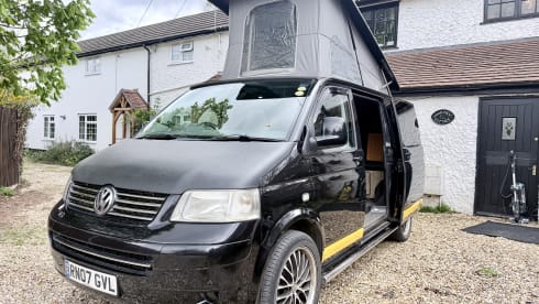 Gulliver  – 4 berth Volkswagen campervan from 2007