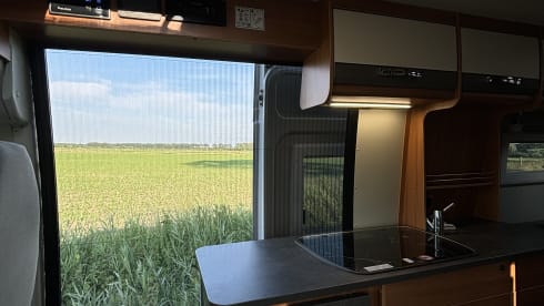 Marcel – 5 seater, 2 bedroom Citroën bus from 2024