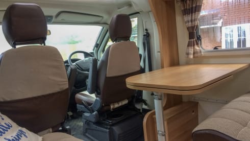 Doodles – Luxe Bailey-camper