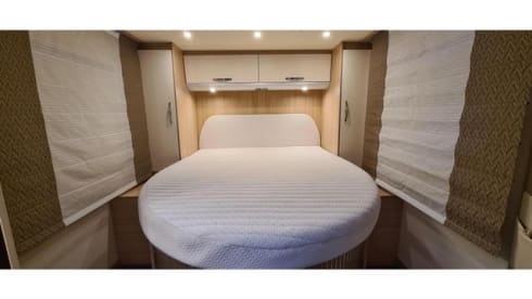 Luxurious & beautiful Bürstner 4 persons from 2019 ZGAN