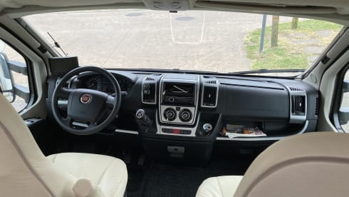 4p Fiat alcove from 2013