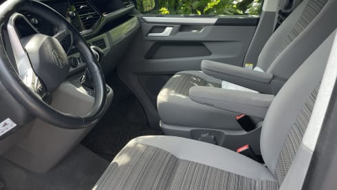 4p Volkswagen bus uit 2022