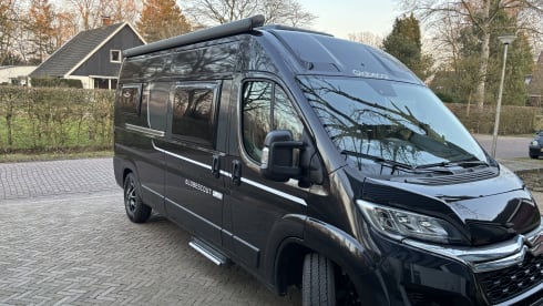 Beautiful Possl bus camper (2019) complete with inventory.