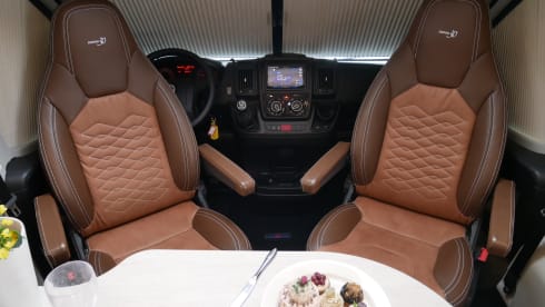 Bürstner Ixeo 734 '30 Edition, Queen bed, Lift-down bed!!!