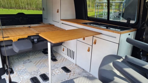 Volkswagen || 4x4 || Off grid || Bus camper