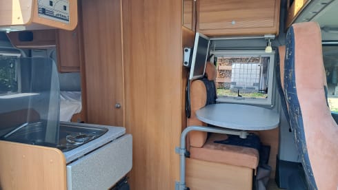 Duuk – Luxury compact 2p Pössl bus camper from 2009