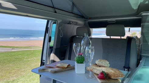 Orca – VW California: Ocean - 4 berth. Automatic