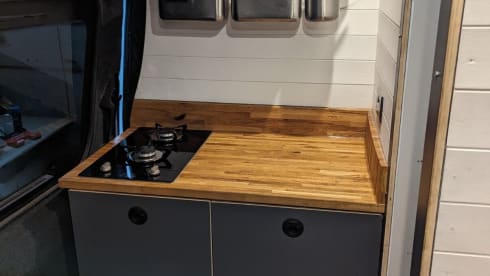 Fully off-grid Mercedes Sprinter conversion with offroad tyres