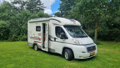 Compact – Adria Compact SD