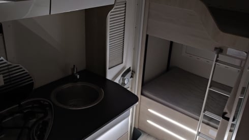 Camping-Car Capucine 5 places, avec climatiseur cellule.