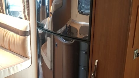 The Rolling palace – 4p Bürstner semi-integrated from 2012