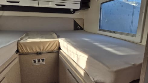 MC LOUIS 460 Ma maison, c'est là où est mon camping-car !