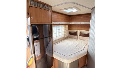 Goldy – 4P Integrale camper, Burstner, gold