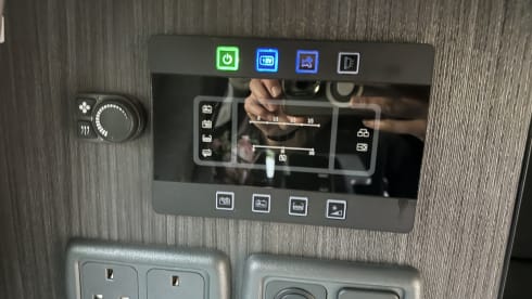 Campy – Ford-Wohnmobil mit 4 Schlafplätzen ab Baujahr 2021