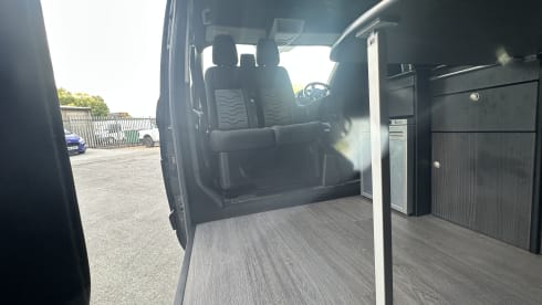 Wilbert – Ford Transit Custom 4 berth pop top